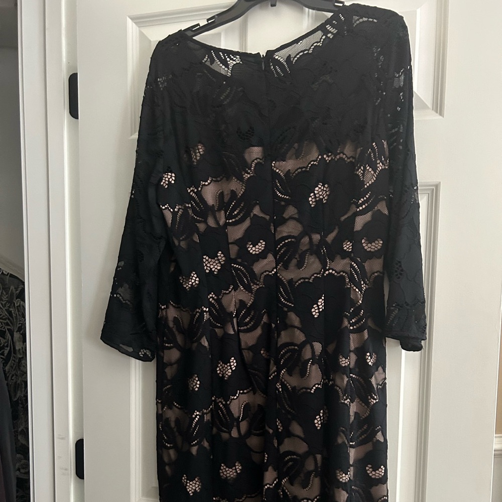 Black lace Adrianna Papell dress sz 14